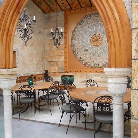 Les Arbousiers Hotell Céret Eksteriør bilde